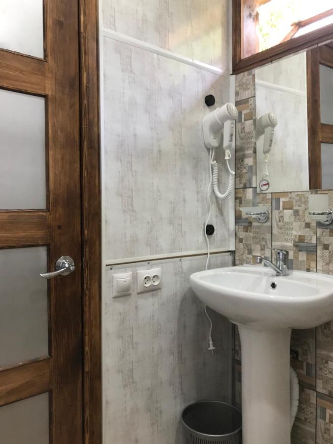 Бунгало Kheivani Luaran gambar