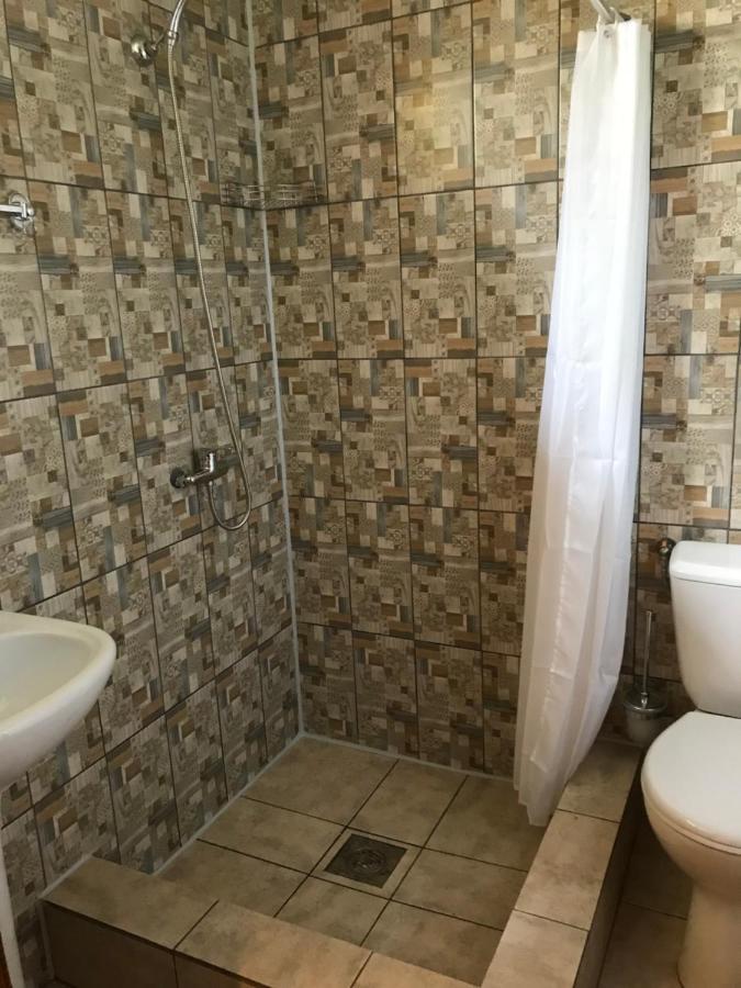 Бунгало Kheivani Luaran gambar