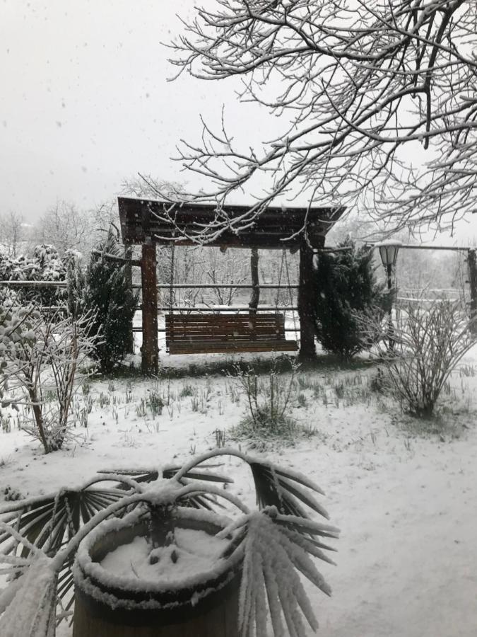 Бунгало Kheivani Luaran gambar